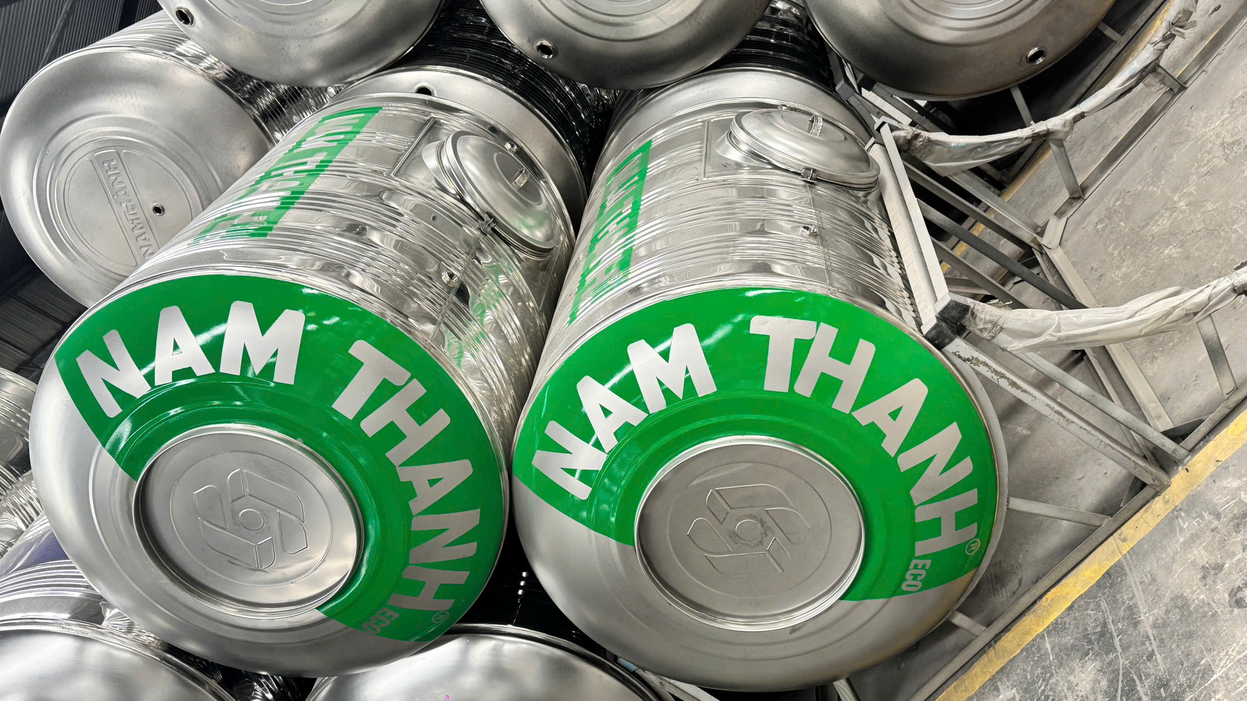 bon nuoc inox nam thanh